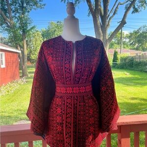 Elegant Heritage Embroidered Cape Timeless Style & Comfort